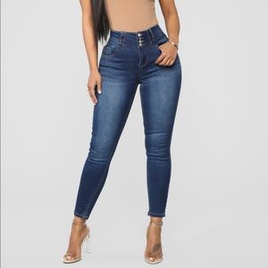 Fashion Nova - Right By Your Side High Rise Jeans